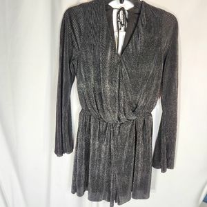 Xhilaration Black w/ Silver Metallic Long Bell Sleeve Shorts Romper Size Medium